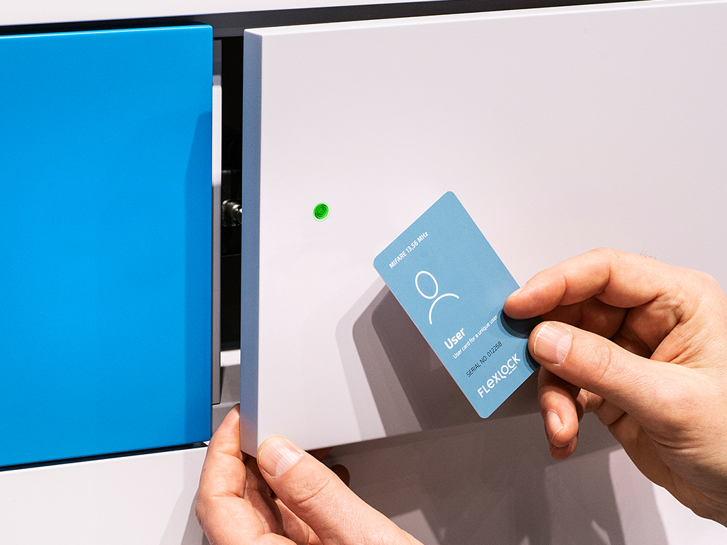 Lock Slip Card Flexlock Invisible Card for electronic locks | Flexlock