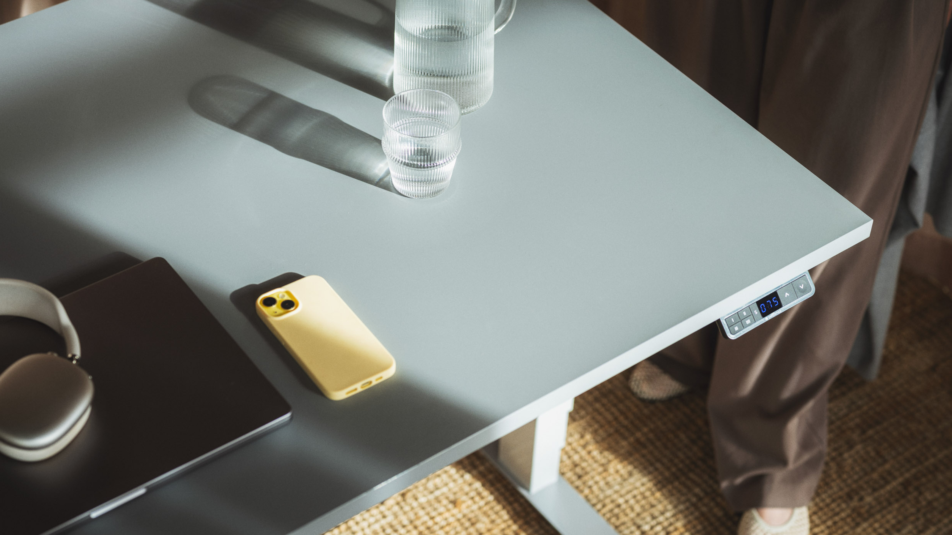 Curated visual reference: Gallery Detail: Height Adjustable Desk Frames For The Office